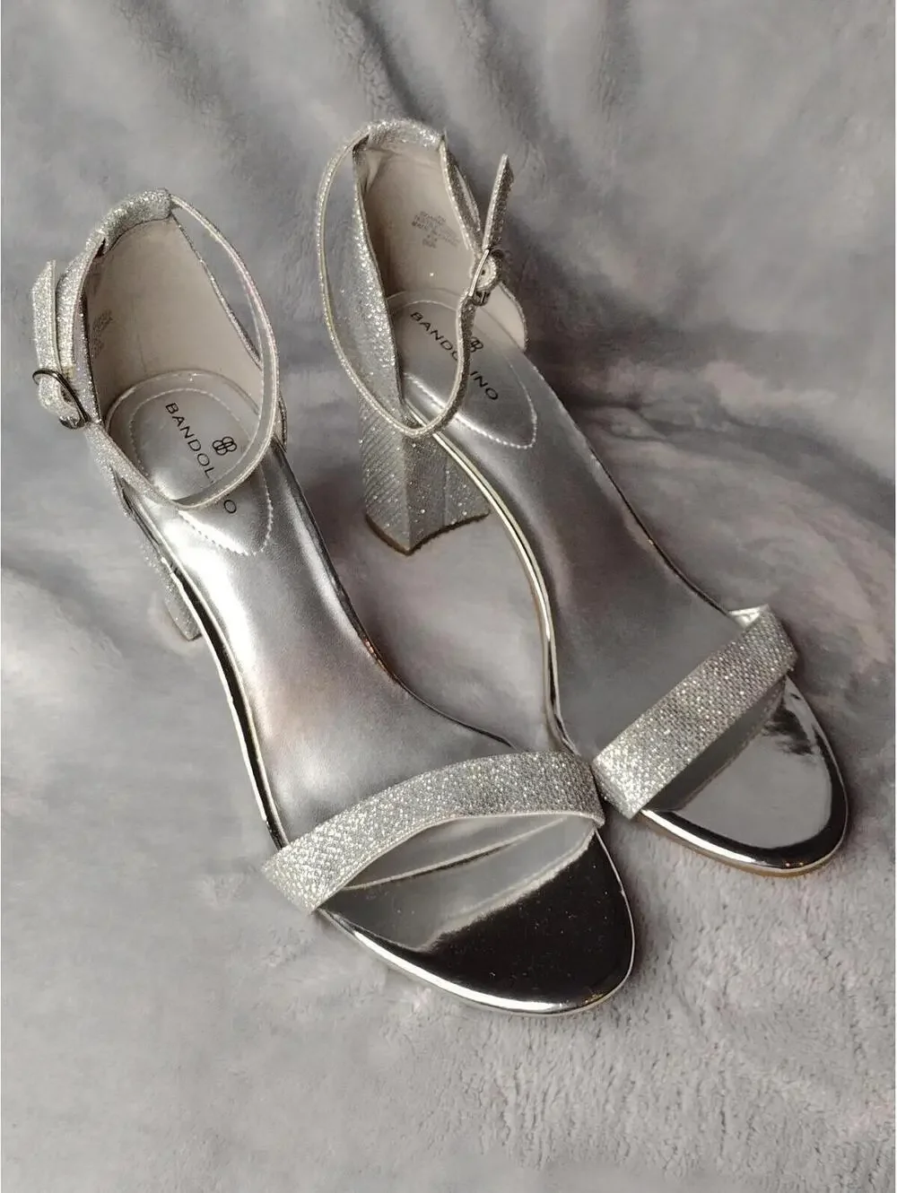 NWOT Bandolino Women's Silver/3